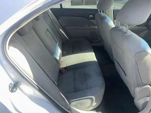Used 2010 Ford Fusion SE image 31