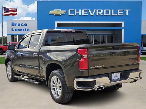Used 2023 Chevrolet Silverado 1500 LTZ w/ Technology Package image 4