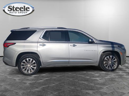 Used 2023 Chevrolet Traverse Premier image 6