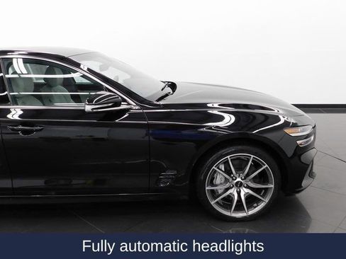 Used 2024 Genesis G70 2.5T image 14