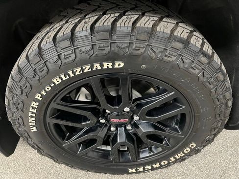 Used 2025 GMC Sierra 1500 Elevation w/ Elevation Premium Package image 22