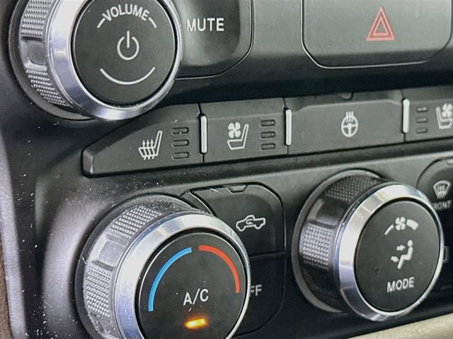 Used 2021 RAM 1500 Laramie w/ Off Road Group AWD/4WD image 25
