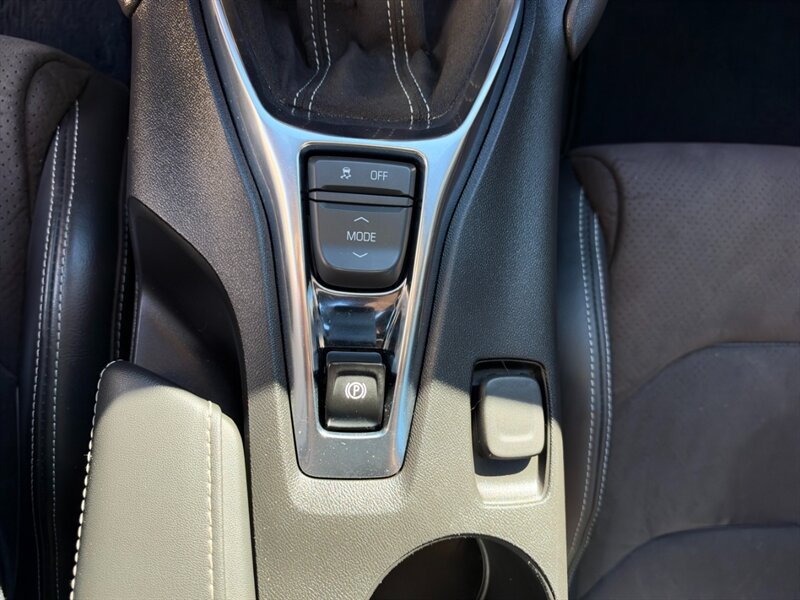 Used 2022 Chevrolet Camaro SS RWD image 34