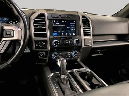 Used 2018 Ford F150 Platinum w/ Equipment Group 701A Luxury AWD/4WD image 6