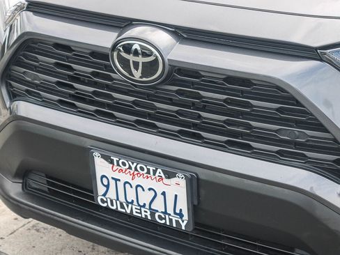 Used 2025 Toyota RAV4 XLE Premium w/ Weather Package AWD/4WD image 6