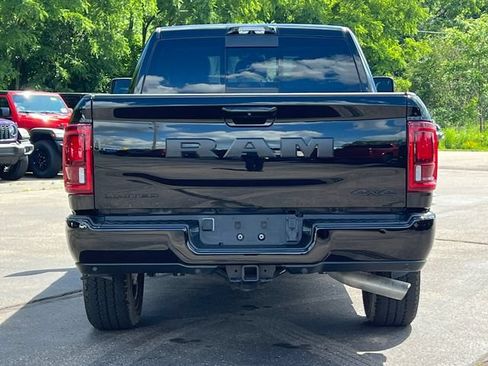 Used 2025 RAM 2500 Limited AWD/4WD image 63