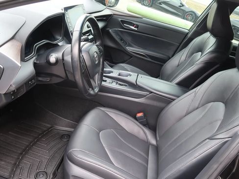 Used 2019 Toyota Avalon XLE w/ Moonroof Package FWD image 17