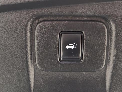 Used 2020 Nissan Murano Platinum FWD image 12
