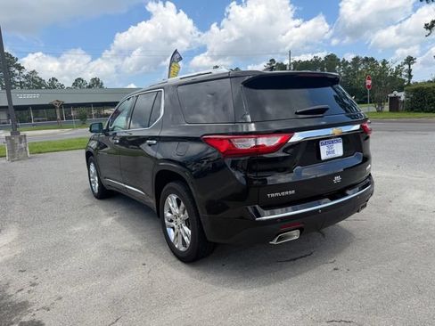 Used 2021 Chevrolet Traverse High Country w/ LPO, Floor Liner Package FWD image 7