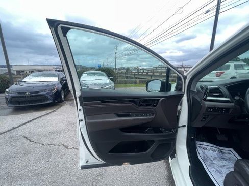 Used 2019 Honda Odyssey Elite image 9