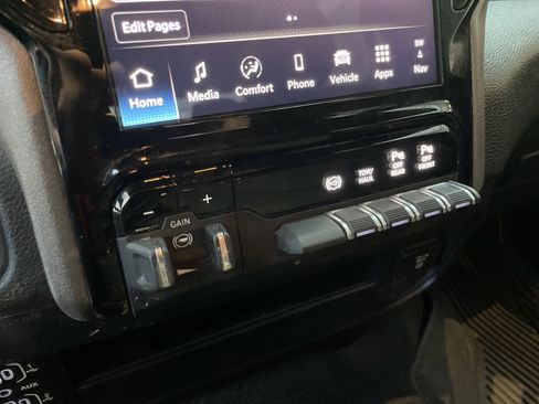 Used 2026 RAM 3500 Tradesman AWD/4WD image 29