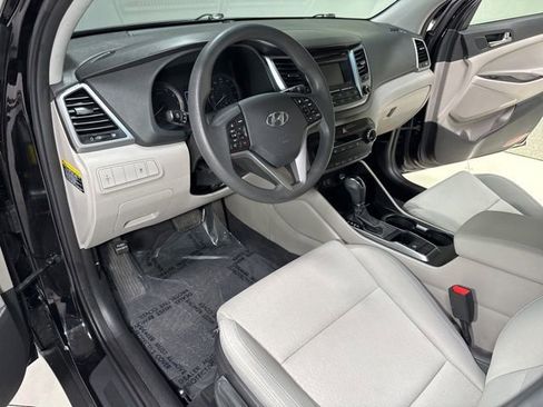 Used 2018 Hyundai Tucson SE FWD image 10