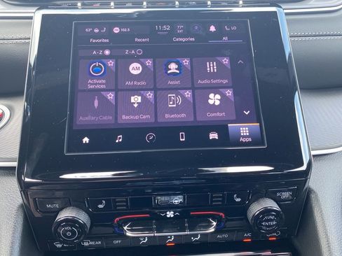 New 2025 Jeep Grand Cherokee L Altitude AWD/4WD image 39