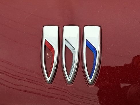 Used 2025 Buick Encore GX Sport Touring image 29