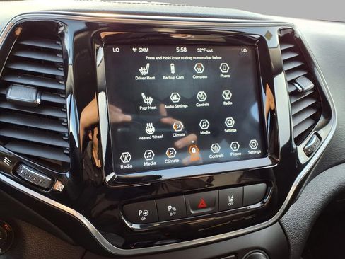 Used 2021 Jeep Cherokee Limited image 7