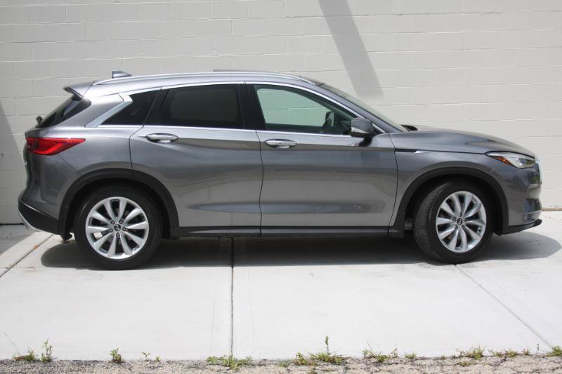 Used 2019 INFINITI QX50 Essential w/ Premium Heat Package AWD/4WD image 6