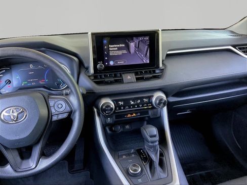 Used 2023 Toyota RAV4 AWD Hybrid image 9