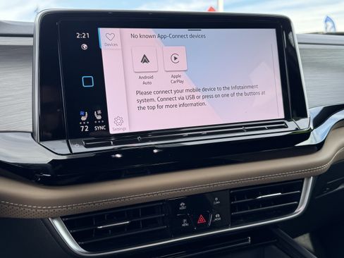 Used 2024 Volkswagen Atlas Cross Sport SE w/ Panoramic Sunroof Package image 26