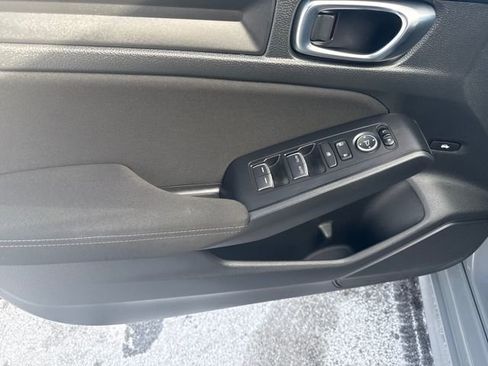 Certified 2025 Honda Civic Sport image 9