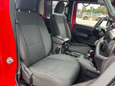 Used 2022 Jeep Gladiator Sport AWD/4WD image 35