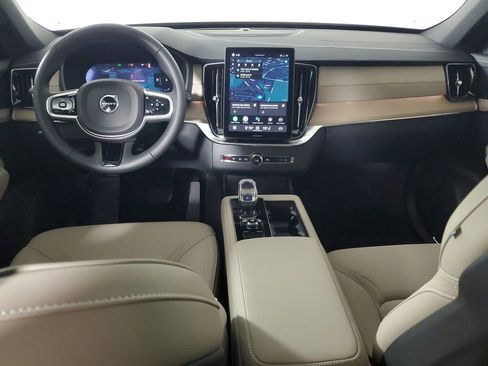 Certified 2026 Volvo XC90 B6 Plus w/ Protection Package Premier AWD/4WD image 17