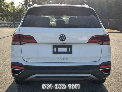 Used 2023 Volkswagen Taos SE FWD image 4