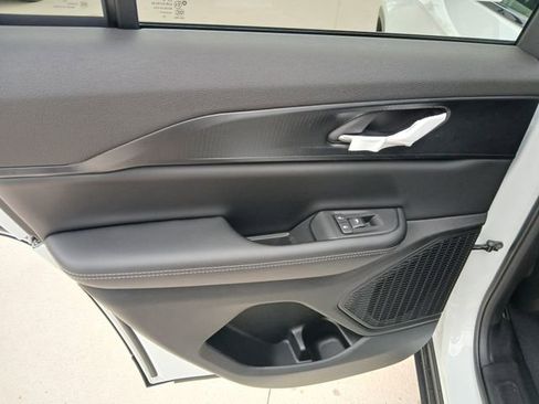 New 2026 Jeep Grand Cherokee Laredo X image 16