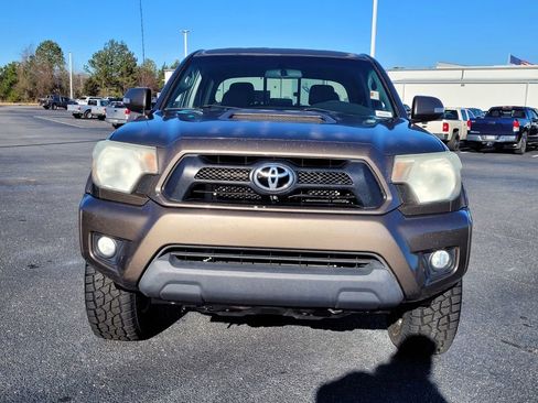 Used 2014 Toyota Tacoma 4x4 Double Cab w/ TRD Sport Package image 2