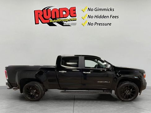 Used 2022 GMC Canyon Denali w/ Denali Black Edition Package image 7