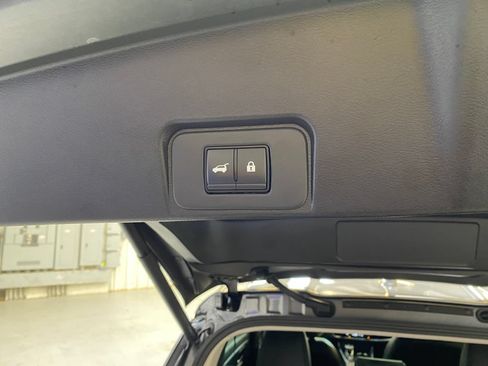 Used 2026 Nissan Rogue SL AWD/4WD image 29