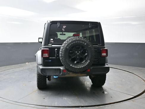 Used 2023 Jeep Wrangler Unlimited image 13