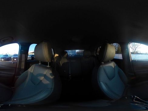 Used 2025 Buick Encore GX Preferred image 40