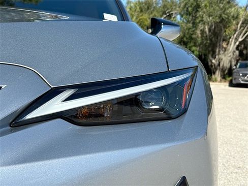 Used 2025 Lexus IS 350 F Sport image 9