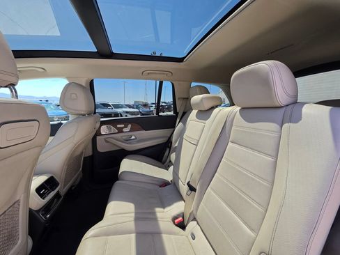 Used 2020 Mercedes-Benz GLS 450 4MATIC image 20