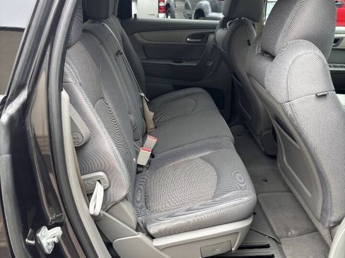 Used 2015 Chevrolet Traverse LS FWD image 17