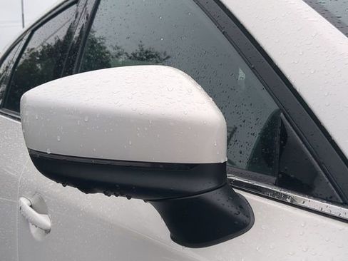 New 2025 MAZDA CX-5 Signature image 11