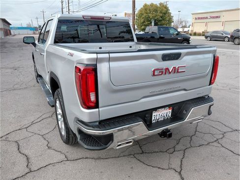 Used 2019 GMC Sierra 1500 SLT w/ SLT Premium Package image 15
