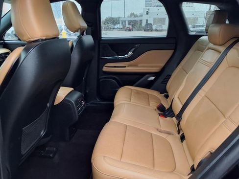 Certified 2022 Lincoln Corsair Reserve w/ Elements Package FWD image 5