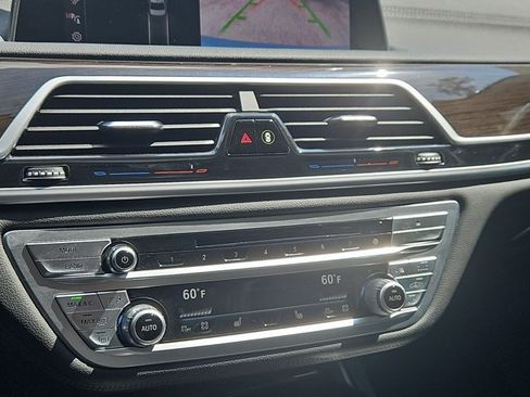 Used 2019 BMW 740i w/ Cold Weather Package RWD image 15