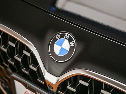 Certified 2023 BMW 430i Coupe w/ Parking Assistance Package RWD image 9