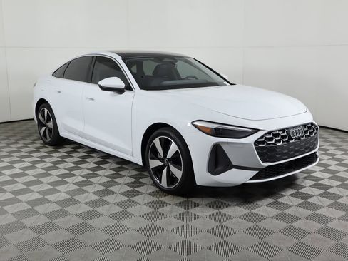 Used 2025 Audi A5 2.0T Premium w/ Convenience Package AWD/4WD image 4