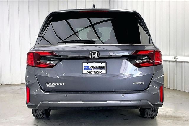 Certified 2025 Honda Odyssey Touring image 4