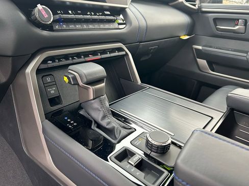 New 2026 Toyota Sequoia Platinum AWD/4WD image 19