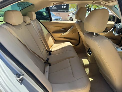 Used 2014 BMW 320i xDrive Sedan AWD/4WD image 31