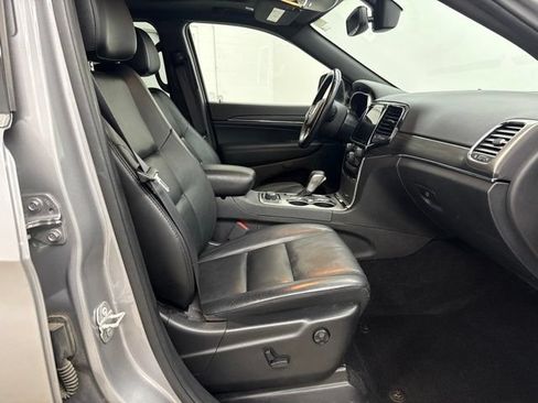 Used 2021 Jeep Grand Cherokee Limited w/ Premium Lighting Group AWD/4WD image 24