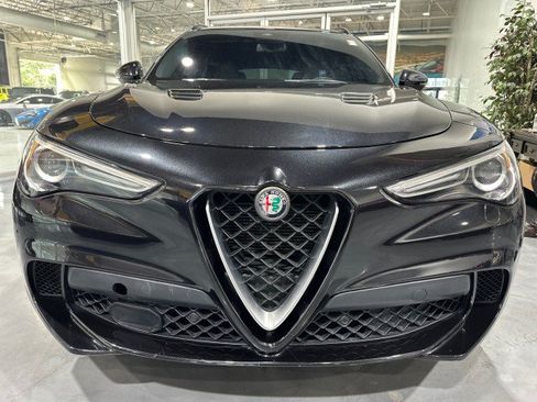 Used 2018 Alfa Romeo Stelvio Quadrifoglio w/ Driver Assist Dynamic Package AWD/4WD image 23