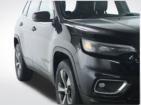 Used 2019 Jeep Cherokee Limited AWD/4WD image 9