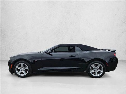 Used 2016 Chevrolet Camaro LT RWD image 15