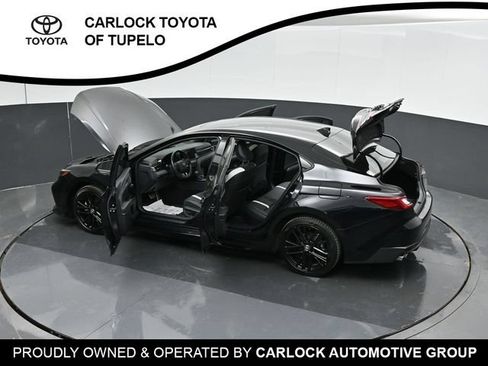 Used 2025 Toyota Camry SE w/ Convenience Package FWD image 60