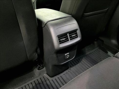 Used 2023 Chevrolet Equinox LS w/ LS Convenience Package FWD image 25